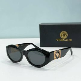 Picture of Versace Sunglasses _SKUfw55113798fw